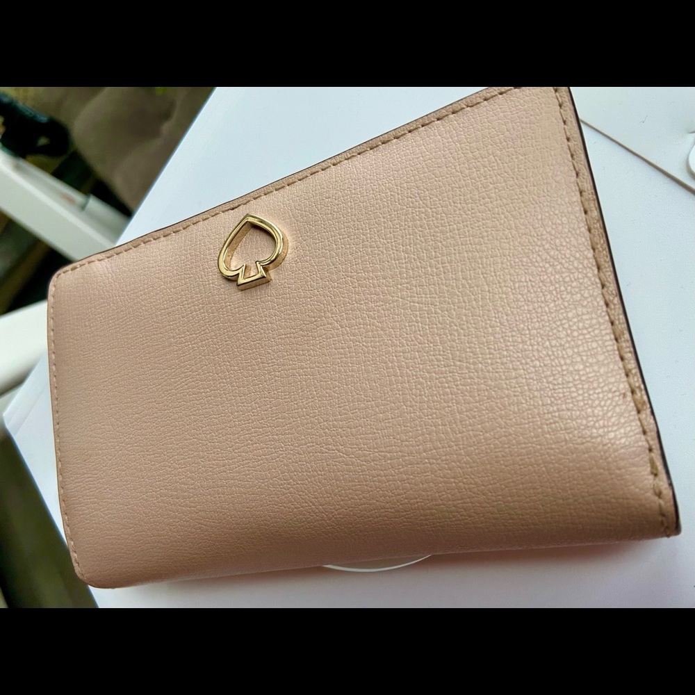 Kate Spade Bi-fold Wallet
